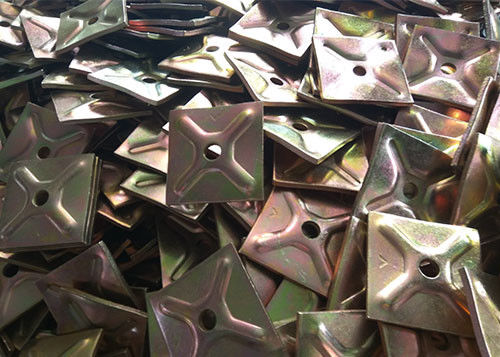 Fastening galvanized formwork waller plate